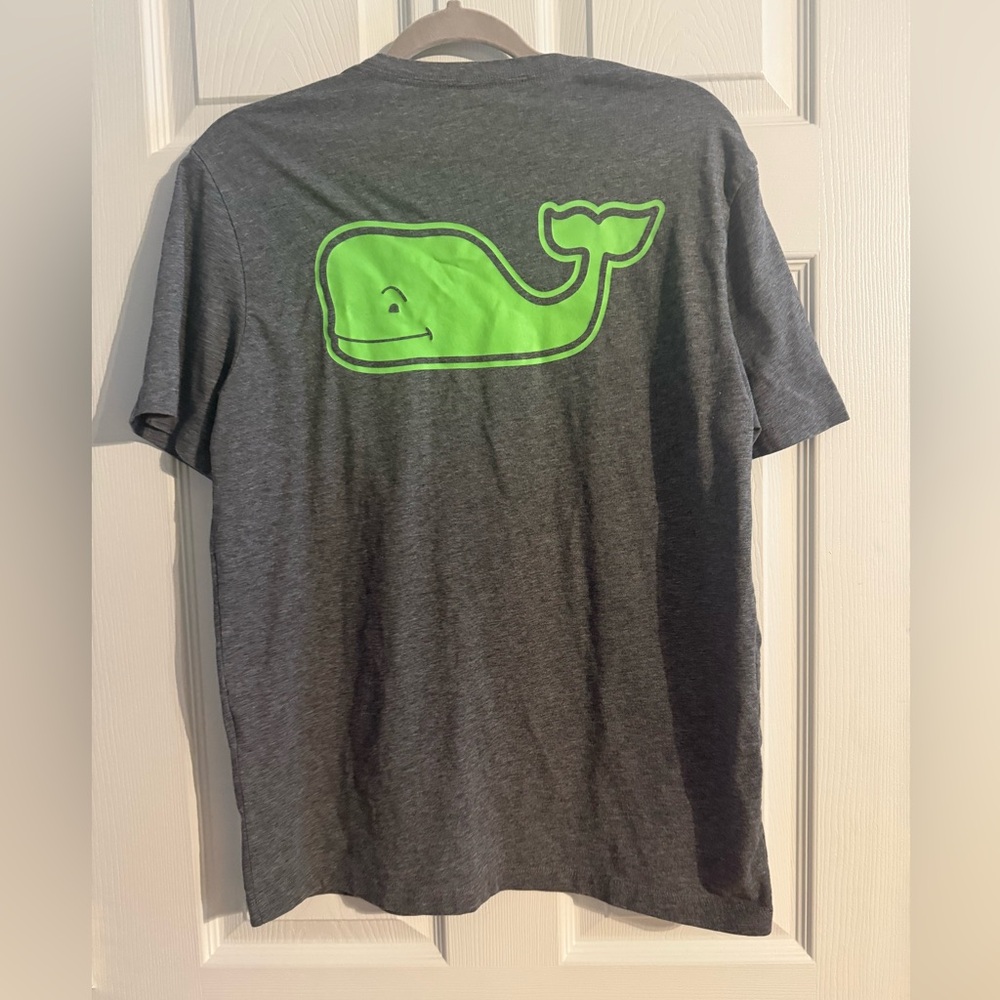 Vineyard Vines Gray Tee with Green Whale